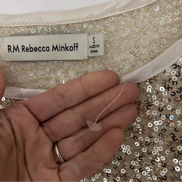 Rebecca Minkoff Gold drop sleeve top blouse NYE sparkly sequin holiday party s - Picture 4 of 6